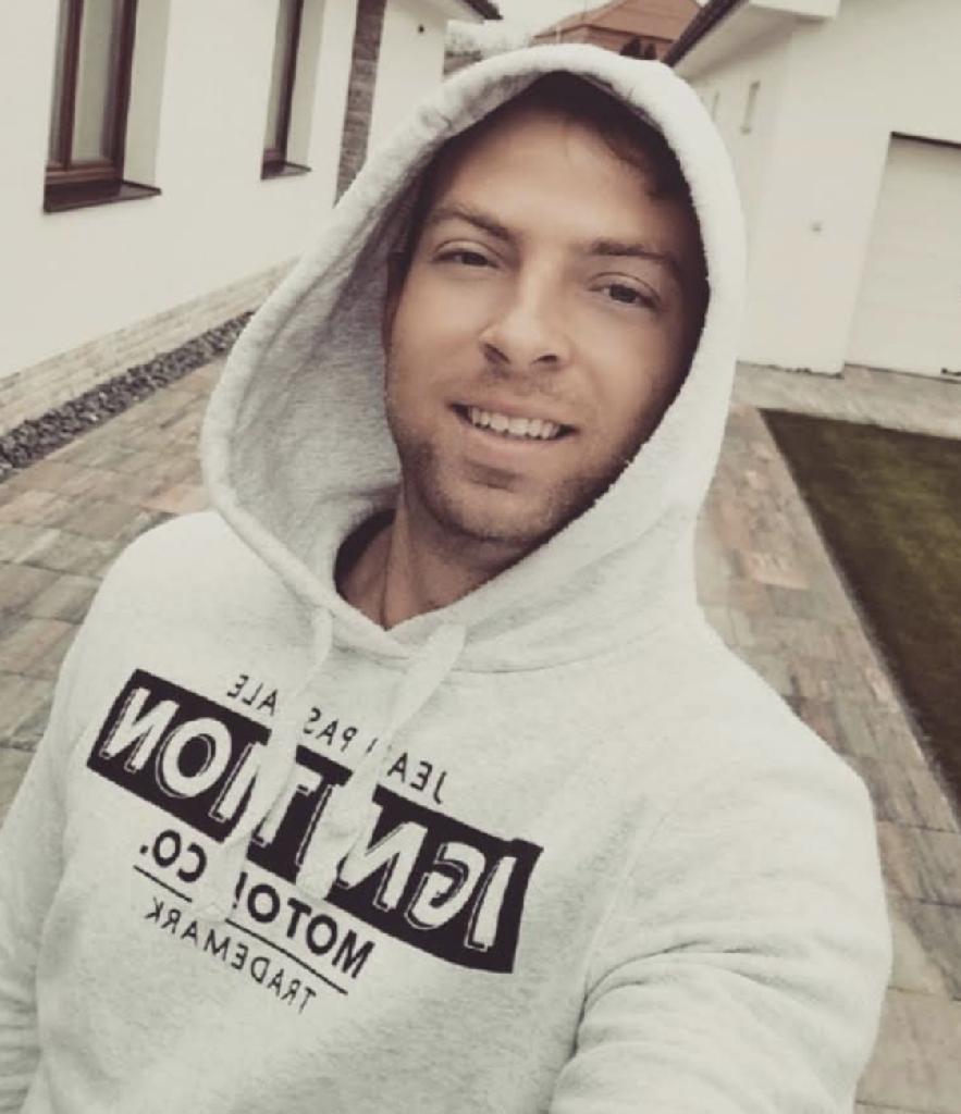 Robertob, 39