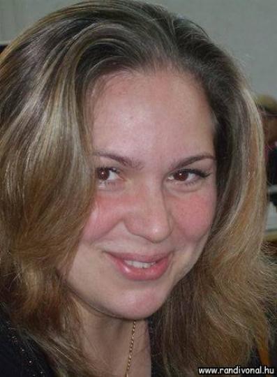 Monik., 46