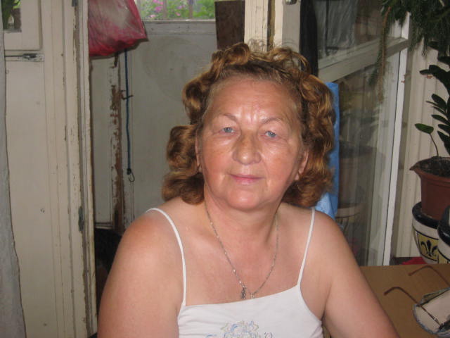 Anyóca, 75