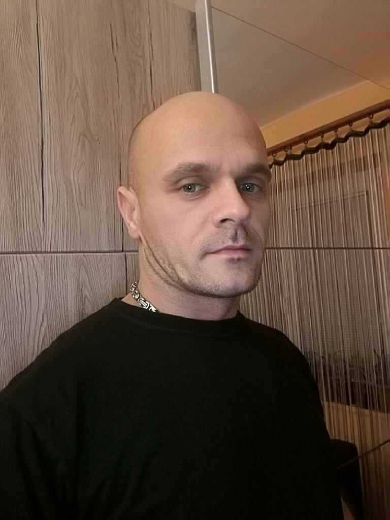 Sanyisz, 39