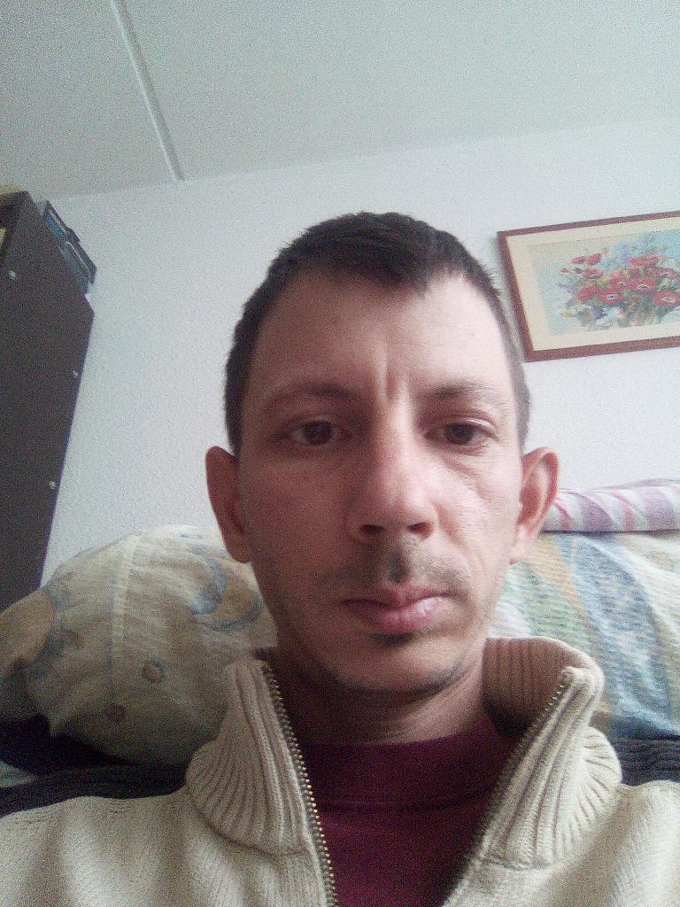 Szűzpasi33, 39