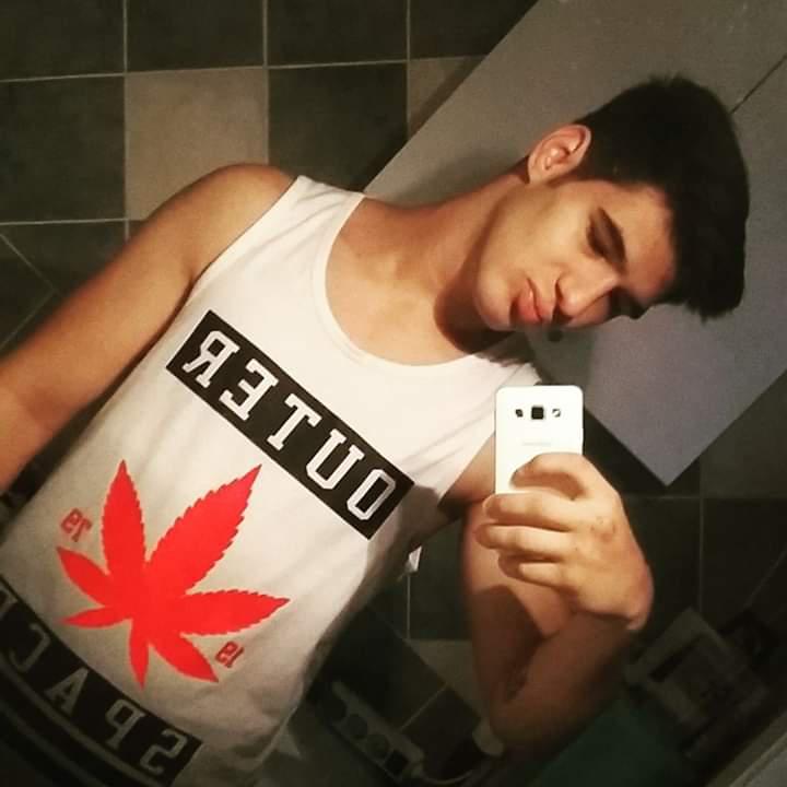 Paraqq, 25