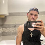 Robert868, 27