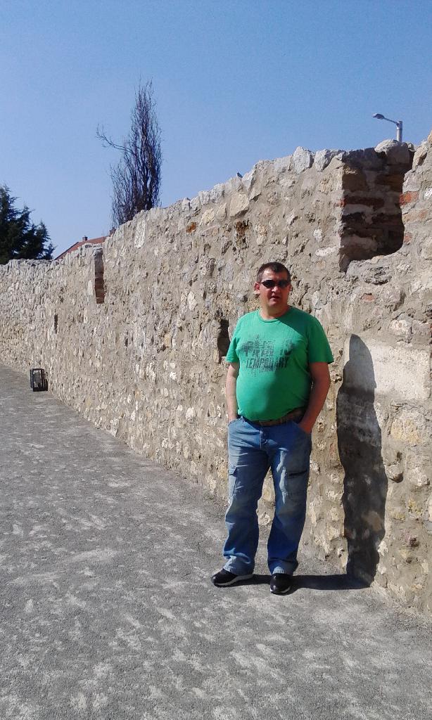 Szabferi, 56