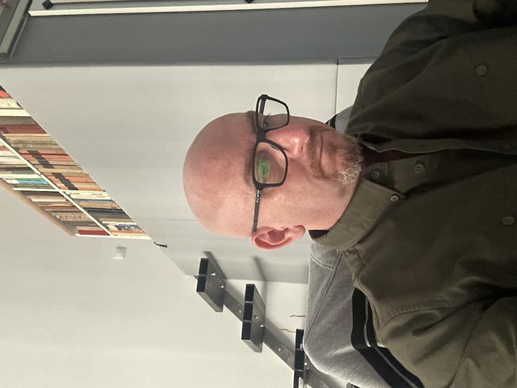 Halid, 49