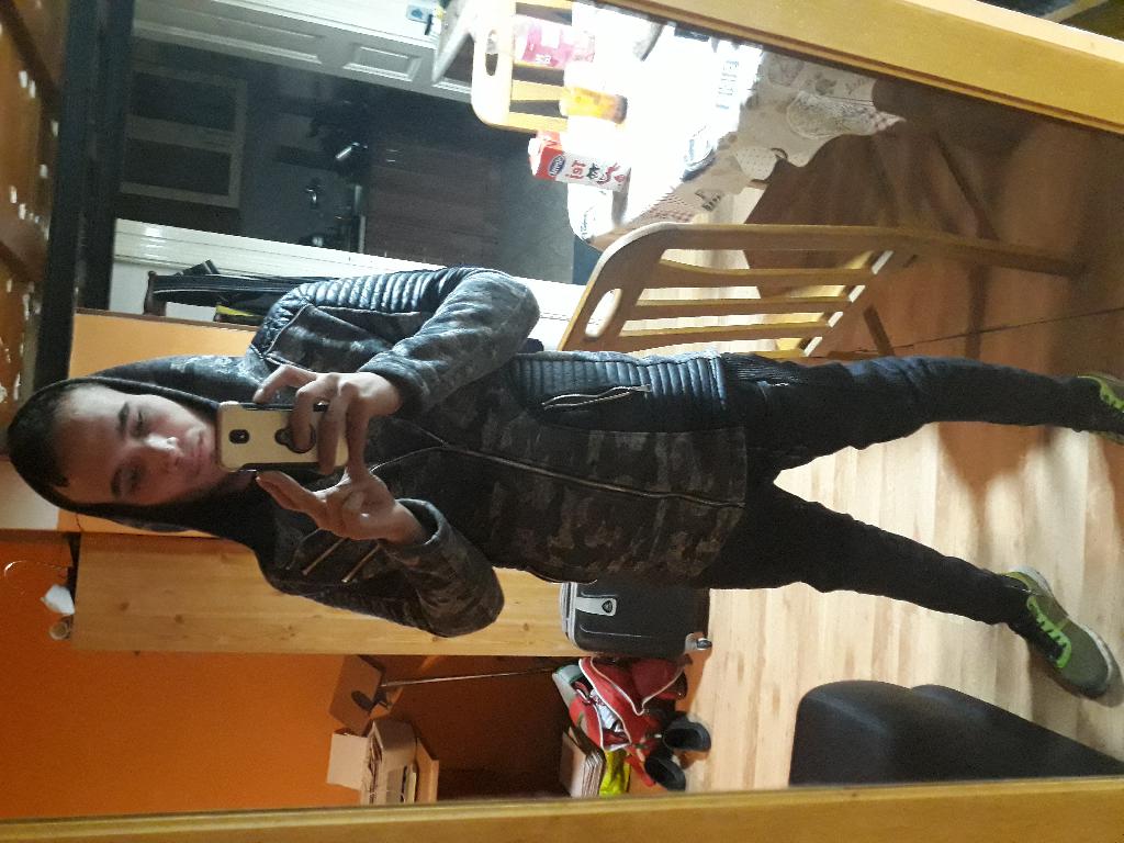 Kiaraly, 29