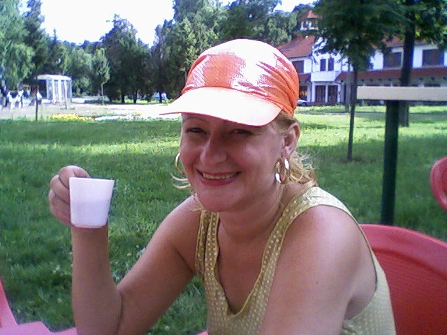 zsuzsu68, 56