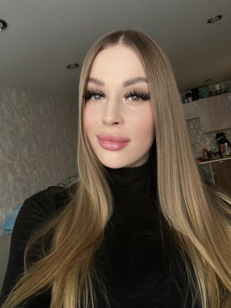 Vladislava, 28