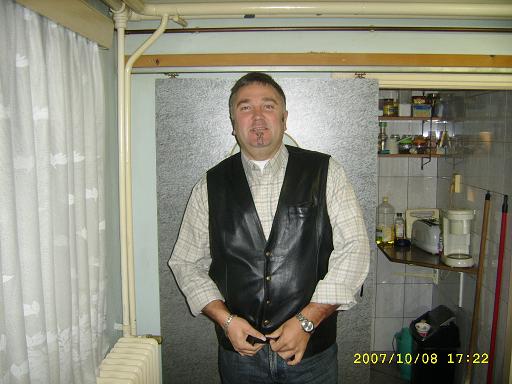 kárati, 56