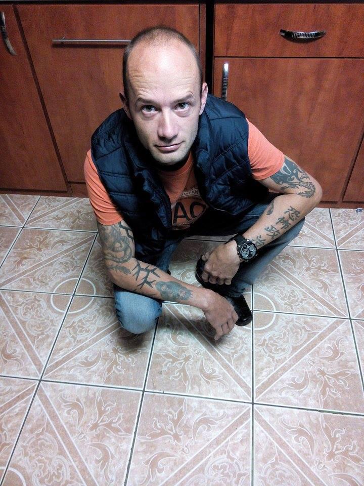 majka80, 44