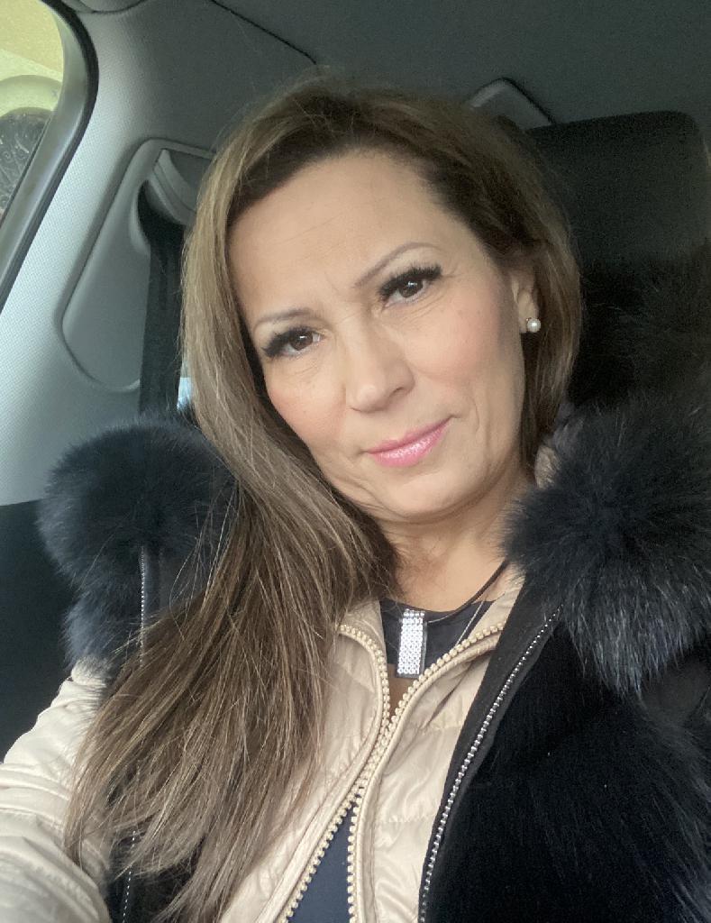ElinaAvira, 53
