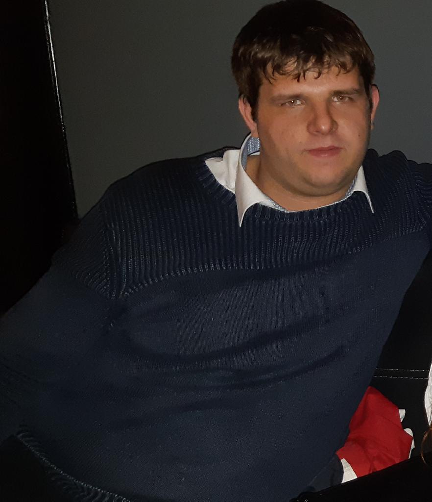 H.Peti, 34