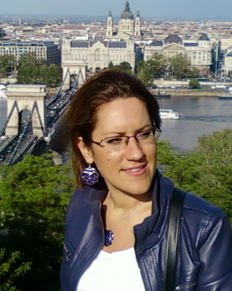 eineDame, 48