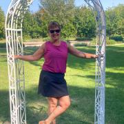 Eny, 49