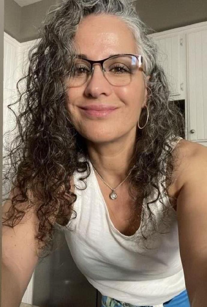 Loveisreal, 38
