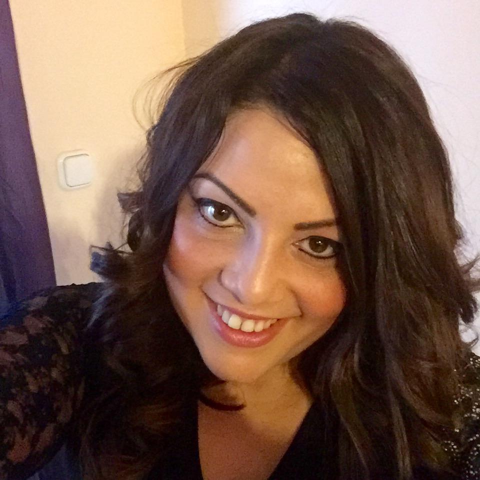 Loreene, 46