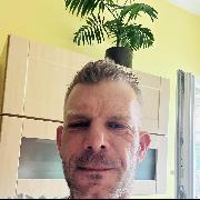VárallaiRóbert, 47