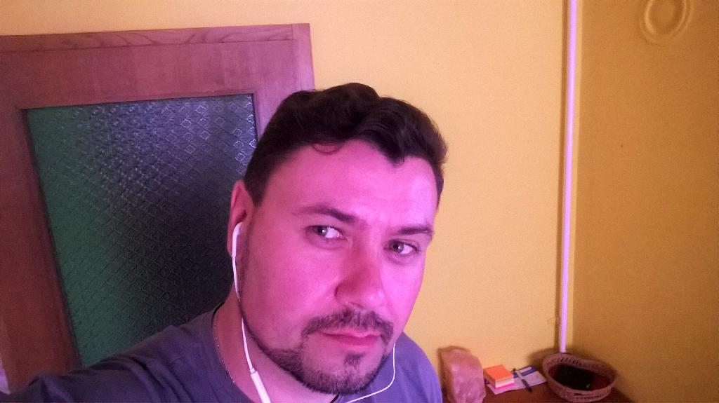 ChrisX, 45