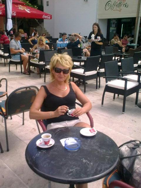 Bettina46, 61