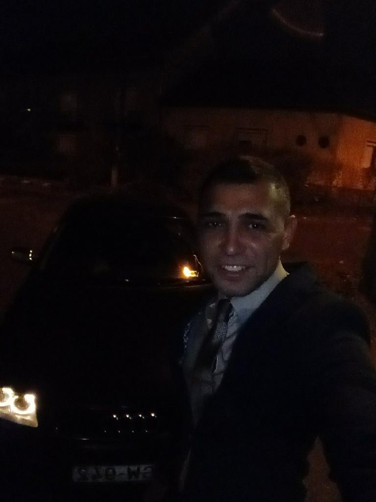 joni19, 33