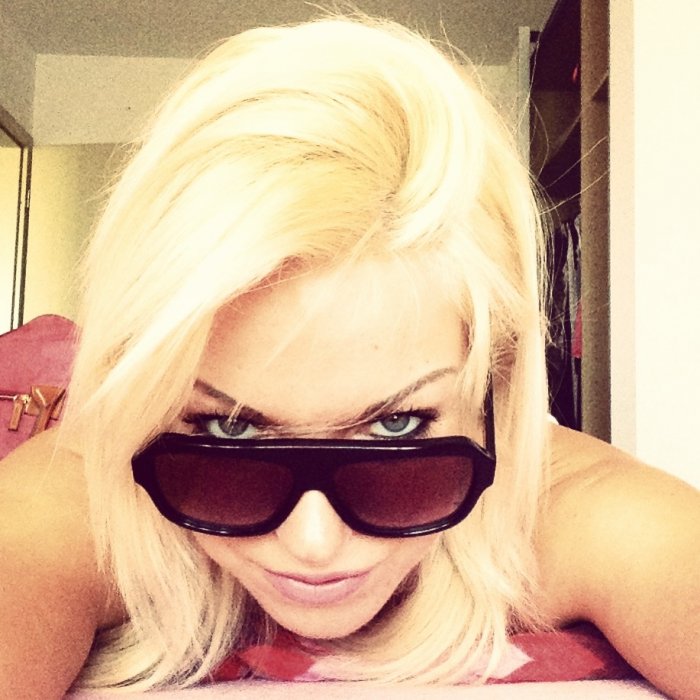 Nicole88, 36