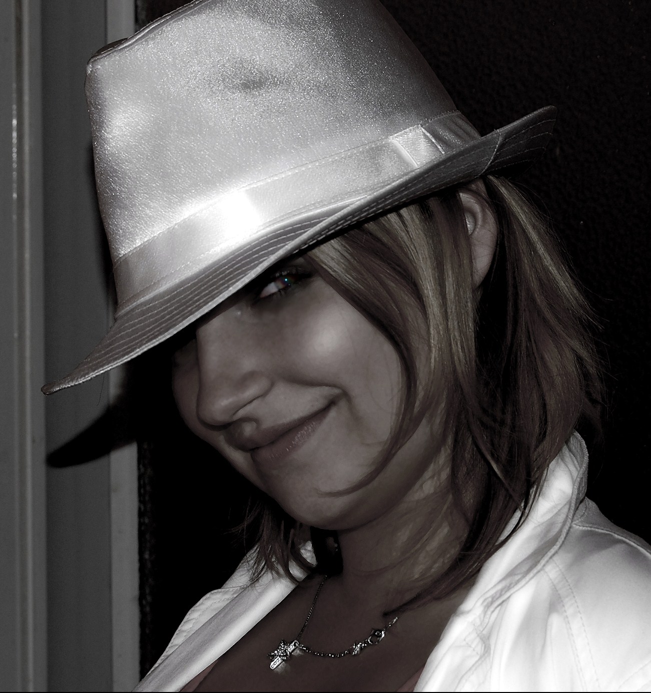 --Lina--, 39
