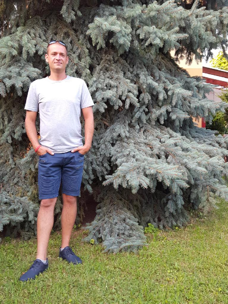 Wiktor81, 44