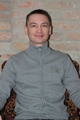 Szasza, 49